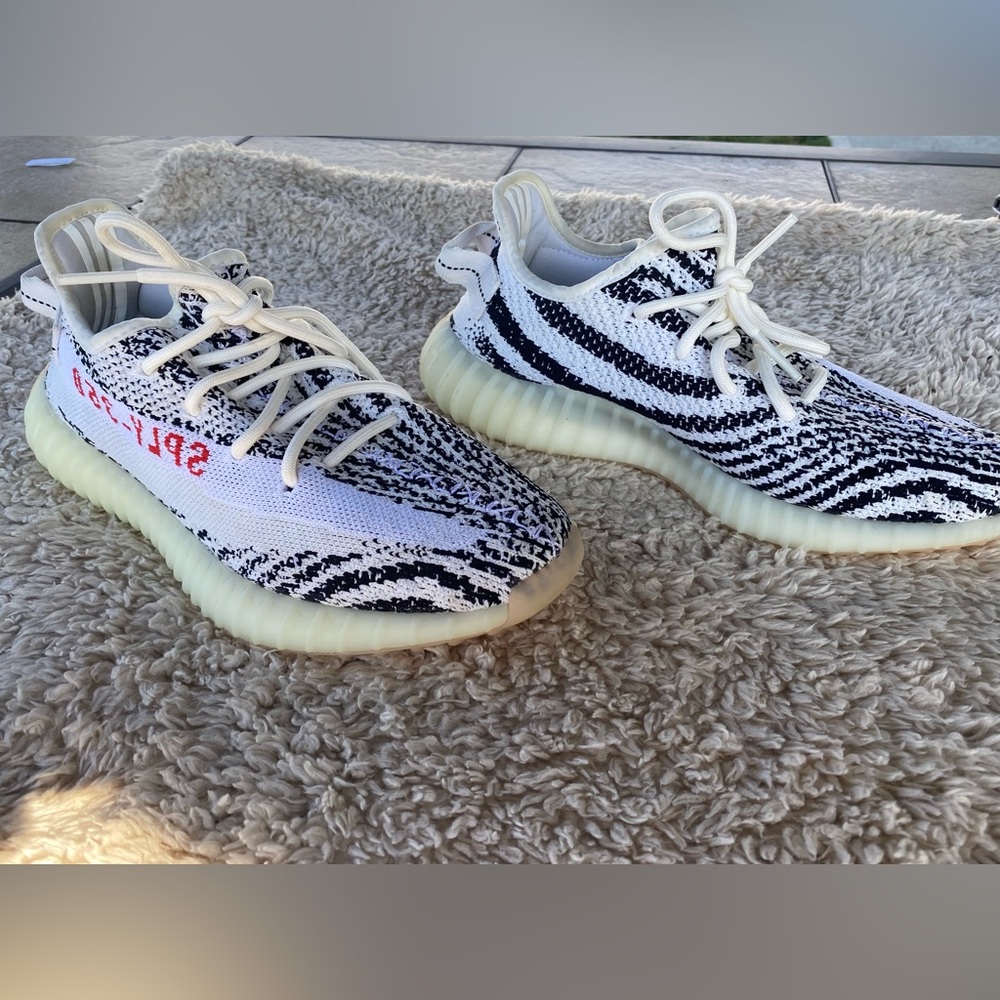 ADIDAS YEEZY BOOST 350